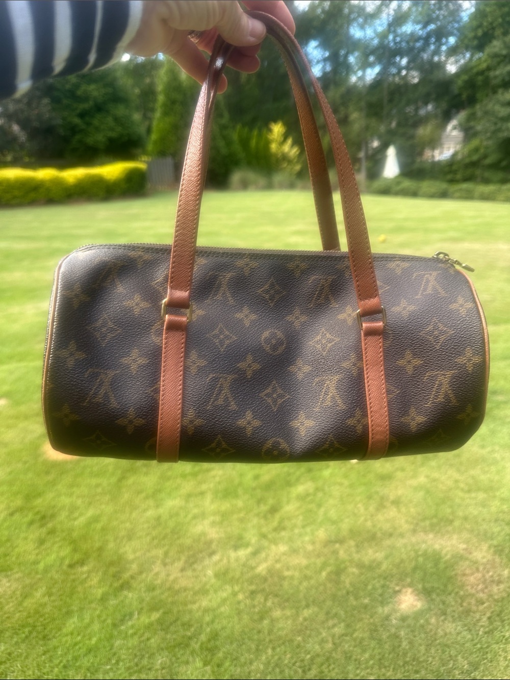 Louis Vuitton Monogram Papillon 30 in Excellent Condition - Picture 11 of 11